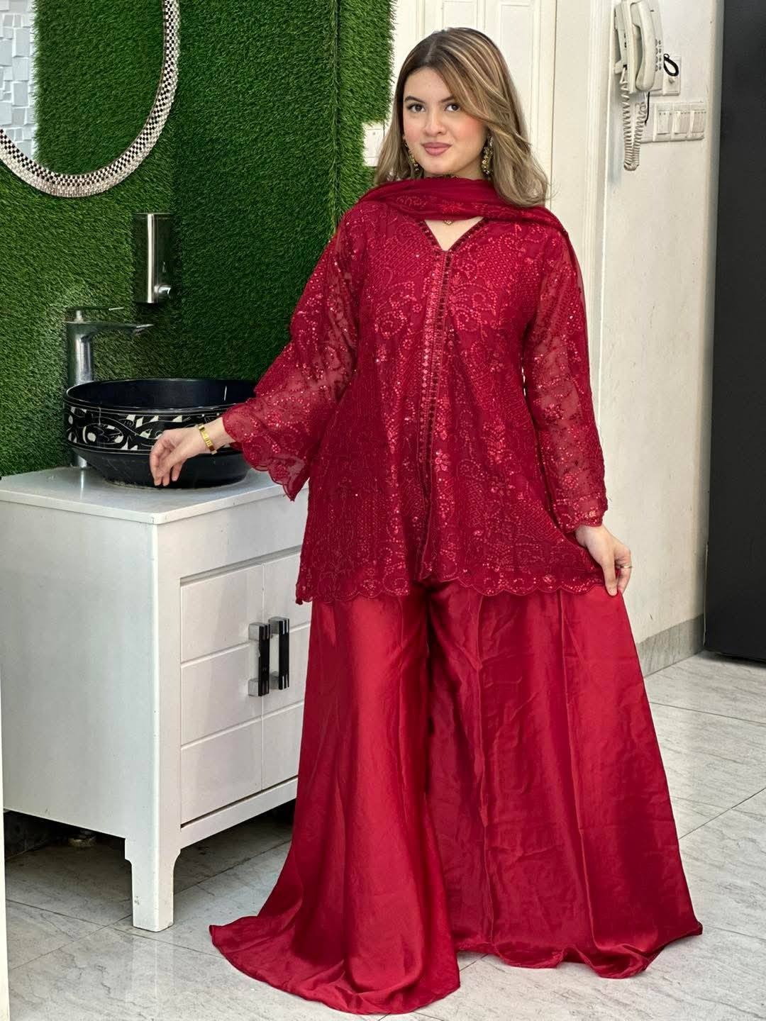 Maroon Majesty